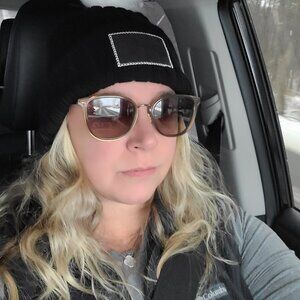 Meet your Posher, Tiffany